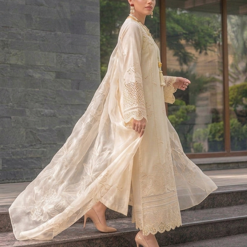 MUSHQ | Ivory Grace – Embroidered Cutwork Lawn 3-Piece Suit with Floral Organza Dupatta