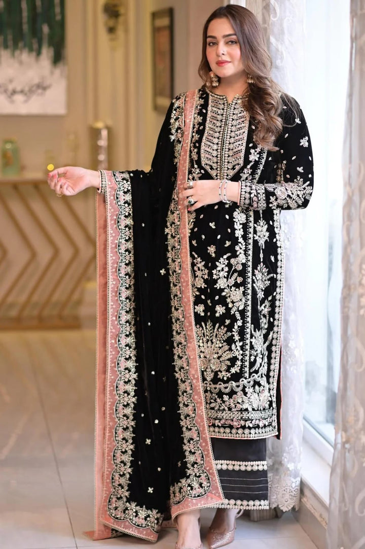 Aneela's Luxury Embroidered Chiffon Wedding Collection- Black With Chiffon Duppata - King Copy