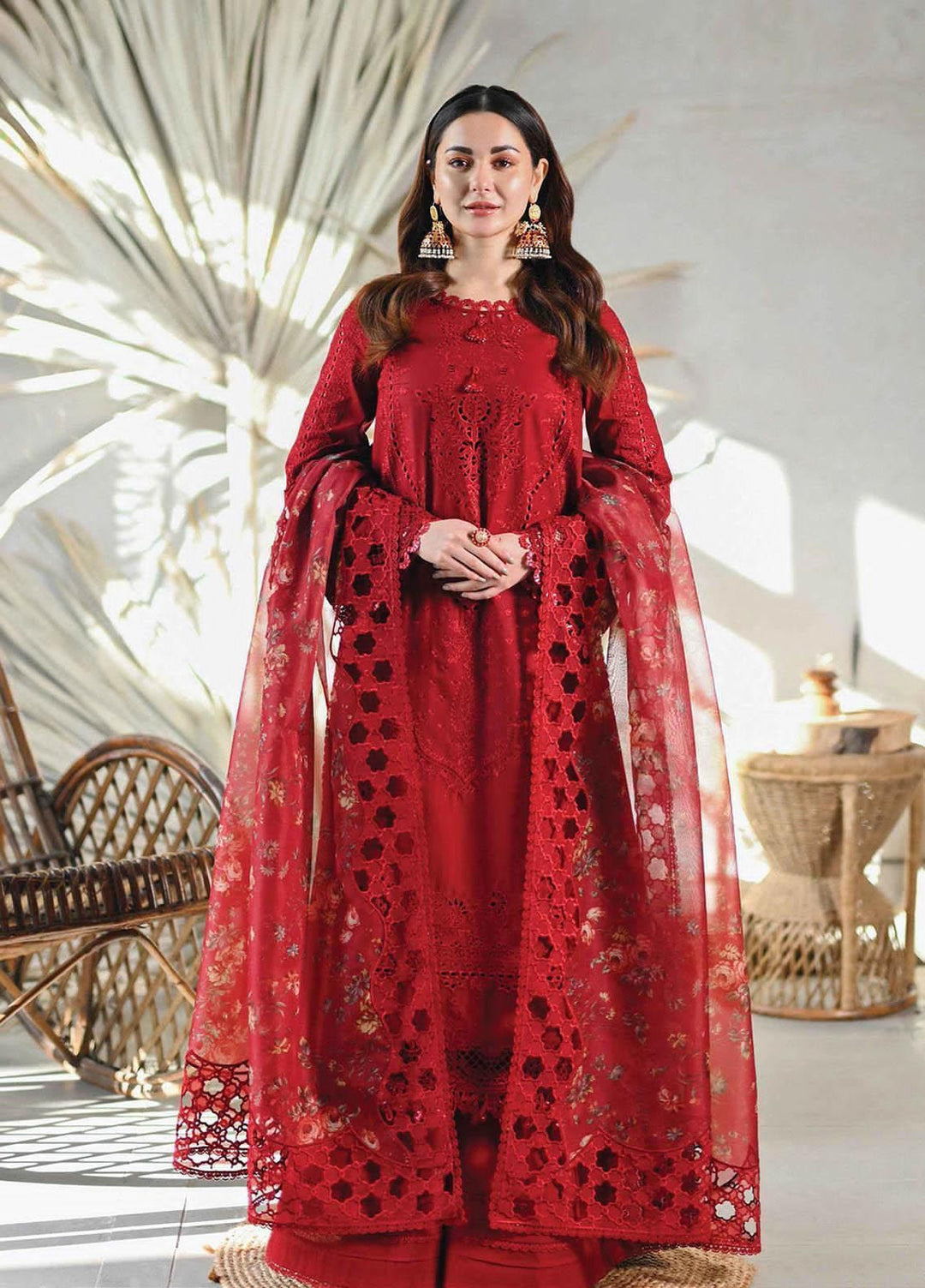 ✨🌸 QALAMKAR Luxury Chikankari Ensemble 🌸✨ Heavy Embroidered Cotton & Organza | Elegant • Graceful • Timeless 💫🧵