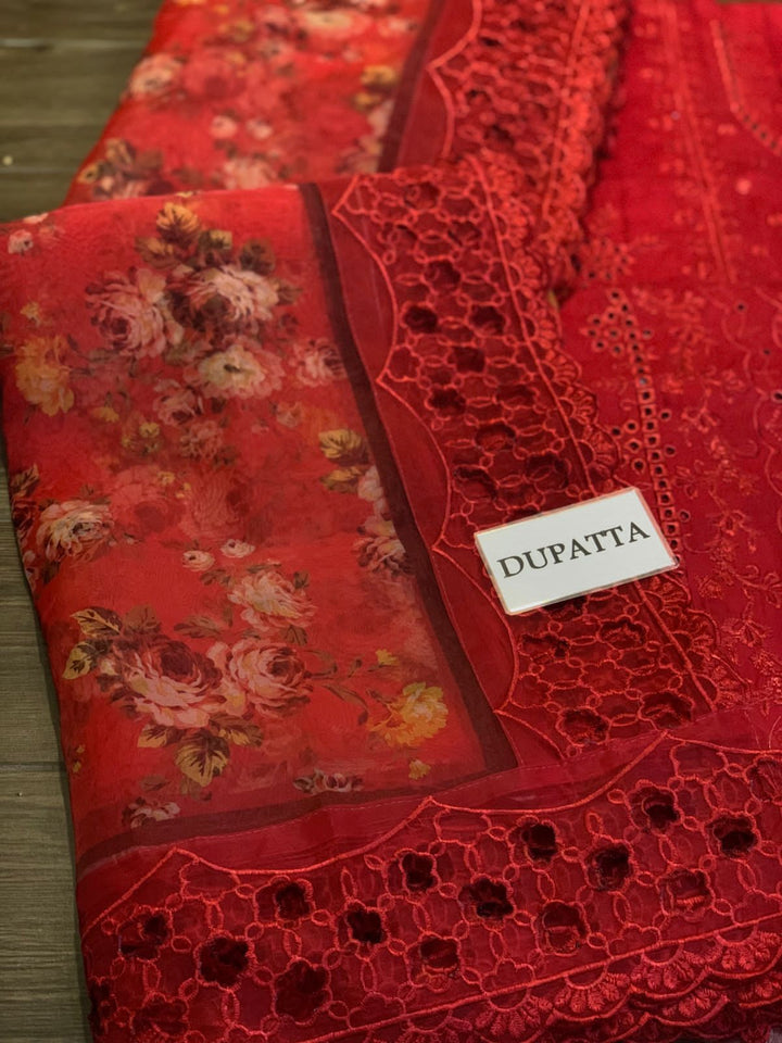 ✨🌸 QALAMKAR Luxury Chikankari Ensemble 🌸✨ Heavy Embroidered Cotton & Organza | Elegant • Graceful • Timeless 💫🧵