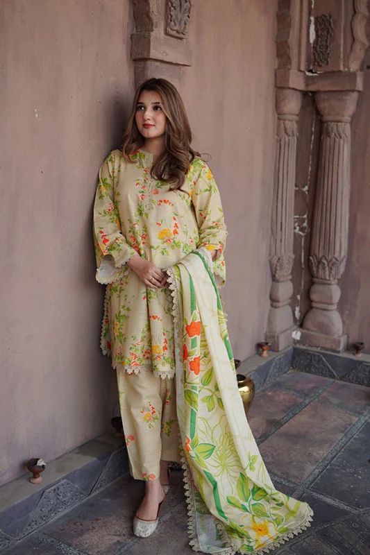 BIG BRANDS | Mint Green Floral Lawn 3-Piece Suit | Self Embroidery & Sequin Work | Printed Dupatta