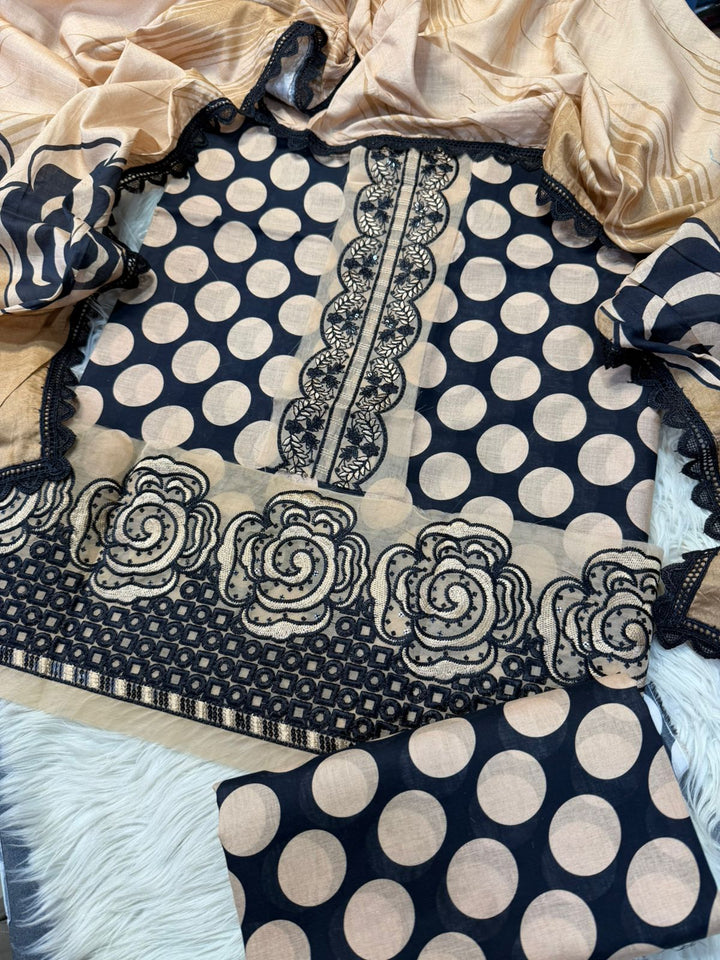 BIG BRANDS | Black & Beige Polka Dot Lawn 3-Piece Suit | Rose Embroidery & Cutwork Lace | Plain Dupatta