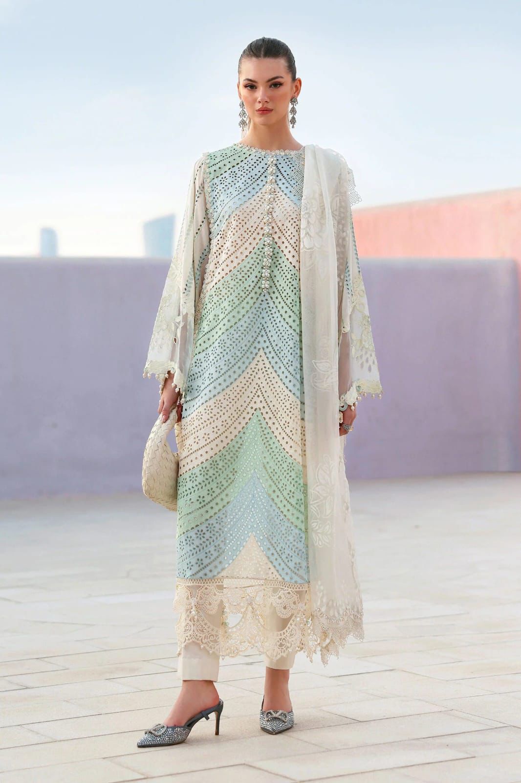 Maria B Lawn Summer Collection | Mauve & Teal Chikankari Embroidered 3-Piece Unstitched Suit 💜🩵✨