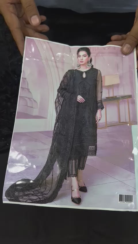 👑 MUSHQ Wedding Edition – Hand Adda Work Heavy Net Embroidered 3PC 👑